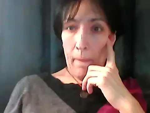 Snapshot of SunnyAmorre chatting on 02.08.25 SunnyAmorre online show from 02.08.25