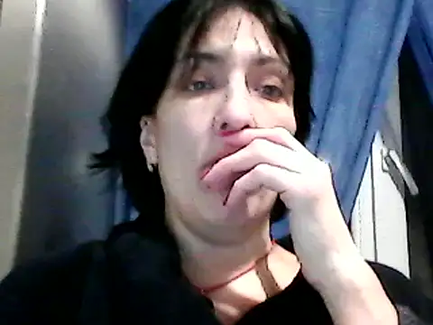 Snapshot of SunnyAmorre chatting on 02.10.25 SunnyAmorre online show from 02.10.25