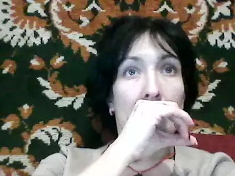 Snapshot of SunnyAmorre chatting on 02.12.25 SunnyAmorre online show from 02.12.25