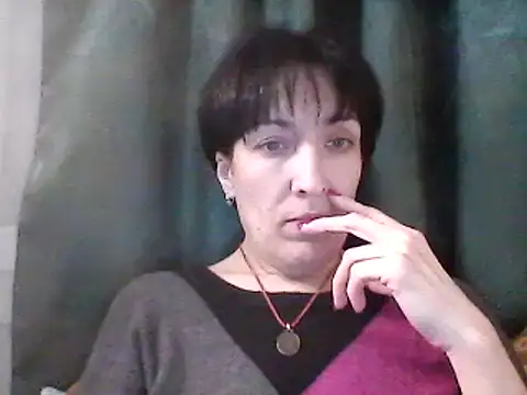 Snapshot of SunnyAmorre chatting on 02.21.25 SunnyAmorre online show from 02.21.25