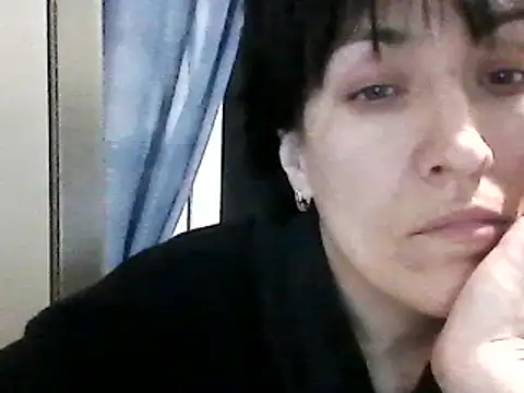 Snapshot of SunnyAmorre chatting on 03.08.25 SunnyAmorre online show from 03.08.25