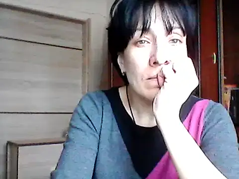 Snapshot of SunnyAmorre chatting on 03.16.25 SunnyAmorre online show from 03.16.25