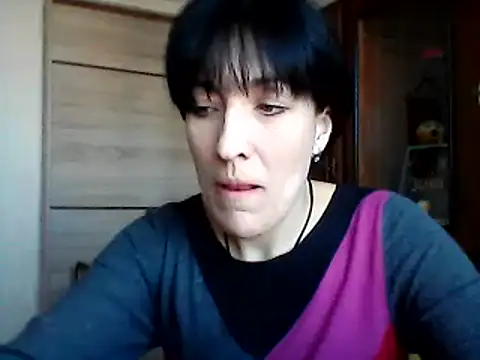 Snapshot of SunnyAmorre chatting on 03.18.25 SunnyAmorre online show from 03.18.25