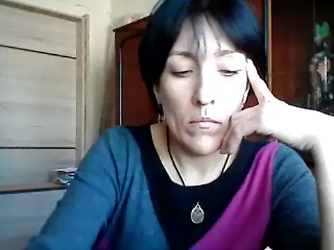 Snapshot of SunnyAmorre chatting on 03.18.25 SunnyAmorre online show from 03.18.25