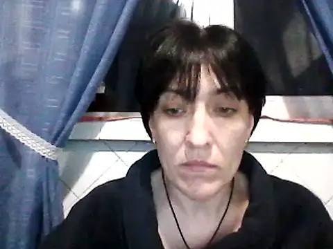 Snapshot of SunnyAmorre chatting on 03.18.25 SunnyAmorre online show from 03.18.25