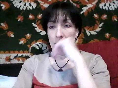 Snapshot of SunnyAmorre chatting on 03.20.25 SunnyAmorre online show from 03.20.25