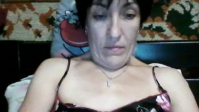 Snapshot of SunnyAmorre chatting on 09.11.25 SunnyAmorre online show from 09.11.25