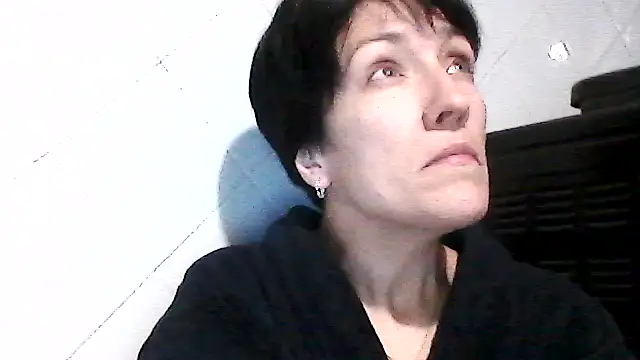 Snapshot of SunnyAmorre chatting on 09.27.25 SunnyAmorre online show from 09.27.25