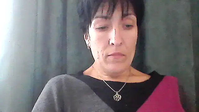 Snapshot of SunnyAmorre chatting on 09.28.25 SunnyAmorre online show from 09.28.25