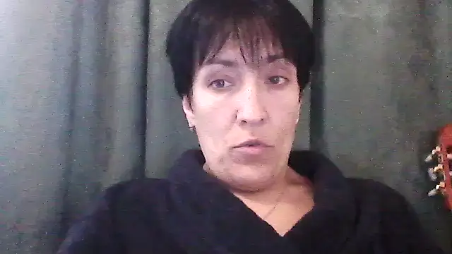 Snapshot of SunnyAmorre chatting on 09.30.25 SunnyAmorre online show from 09.30.25