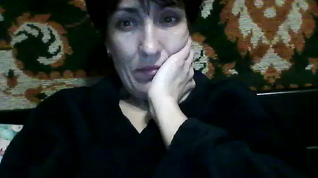 Snapshot of SunnyAmorre chatting on 10.15.25 SunnyAmorre online show from 10.15.25