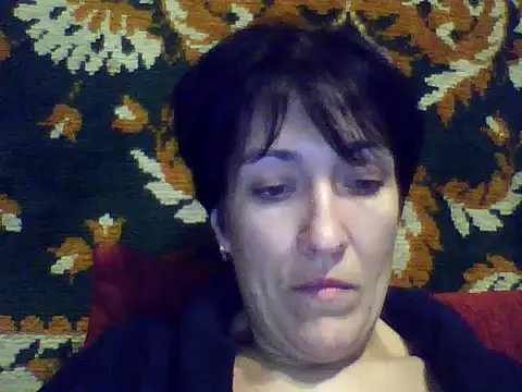 Snapshot of SunnyAmorre chatting on 10.23.25 SunnyAmorre online show from 10.23.25