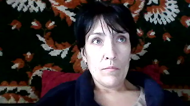 Snapshot of SunnyAmorre chatting on 10.31.25 SunnyAmorre online show from 10.31.25