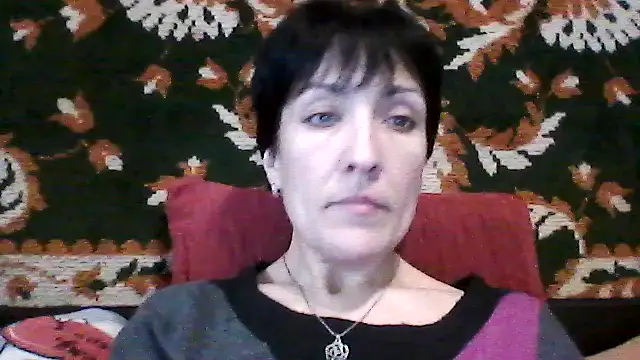 Snapshot of SunnyAmorre chatting on 11.18.25 SunnyAmorre online show from 11.18.25