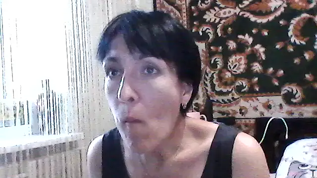 Snapshot of SunnyAmorre chatting on 06.15.26 SunnyAmorre online show from 06.15.26