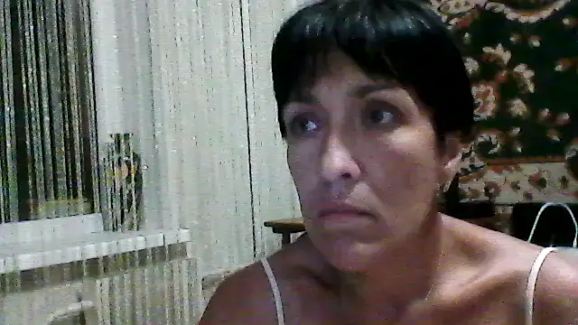 Snapshot of SunnyAmorre chatting on 07.04.26 SunnyAmorre online show from 07.04.26