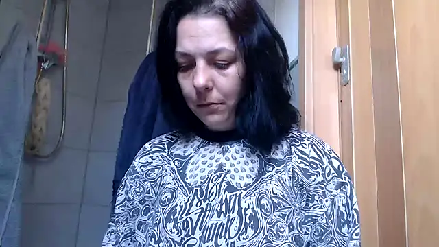 LaraLoviaAndFriends online show from 03.08.25