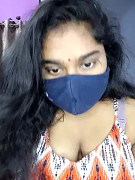 Snapshot of riya-baby chatting on 01.07.25 riya-baby online show from 01.07.25
