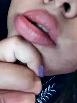 Snapshot of Srishtijain51 chatting on 01.05.25 Srishtijain51 online show from 01.05.25