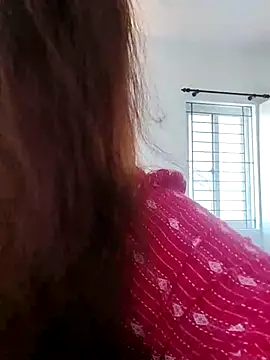 Snapshot of Srishtijain51 chatting on 02.17.25 Srishtijain51 online show from 02.17.25