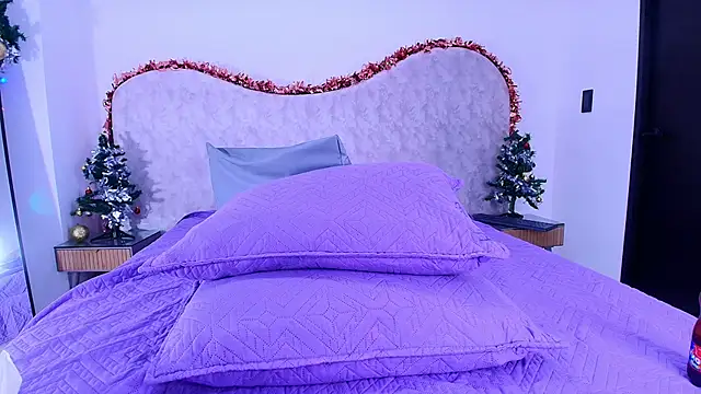 shelsyloreds online show from 12.18.25