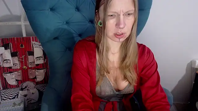 Snapshot of alexandra_zaryanova chatting on 09.21.25 alexandra zaryanova online show from 09.21.25