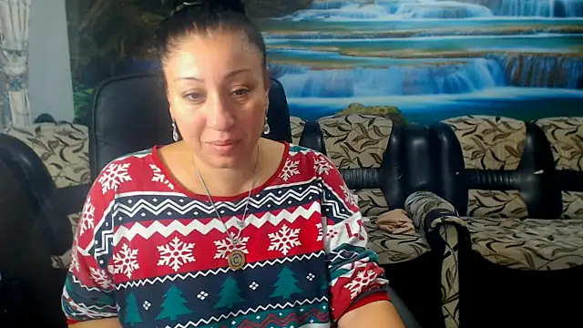 MoistMady online show from 10.01.25