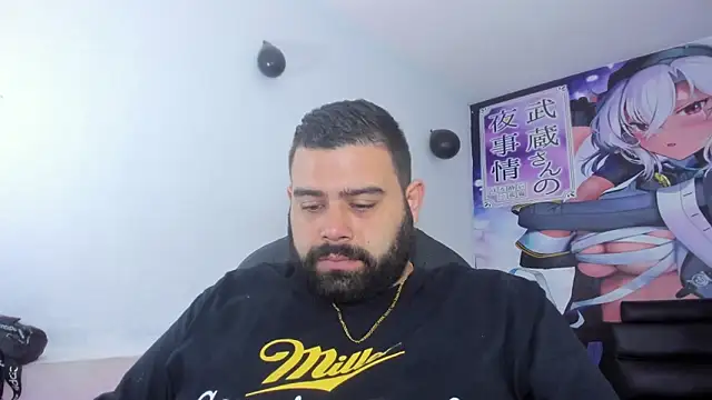 Snapshot of Beerbear_boy chatting on 03.12.25 Beerbear boy online show from 03.12.25