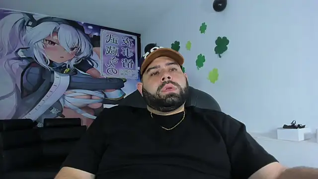 Snapshot of Beerbear_boy chatting on 03.19.25 Beerbear boy online show from 03.19.25