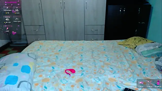 Mia sexy18  online show from 07.10.26
