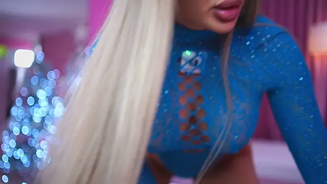 AshleySinn online show from 12.20.25