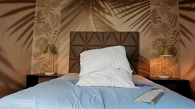 Scarleett 22 online show from 04.16.26