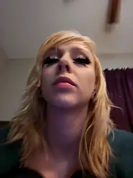 Snapshot of AmethystFoxx chatting on 01.29.25 AmethystFoxx online show from 01.29.25