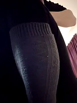 Snapshot of AmethystFoxx chatting on 02.04.25 AmethystFoxx online show from 02.04.25