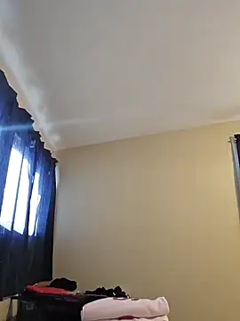 Snapshot of AmethystFoxx chatting on 02.20.25 AmethystFoxx online show from 02.20.25