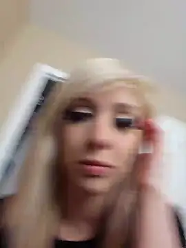 Snapshot of AmethystFoxx chatting on 09.09.25 AmethystFoxx online show from 09.09.25