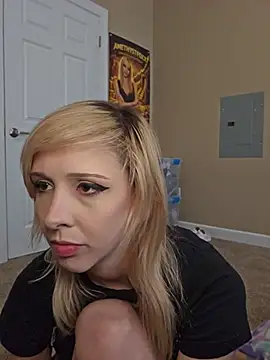 AmethystFoxx online show from 05.20.26