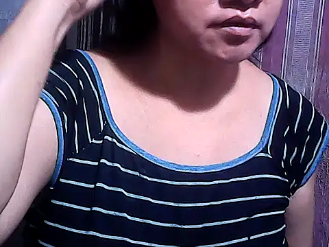 sweetsosie18 online show from 10.13.25