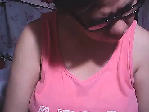 sweetsosie18 online show from 10.20.25