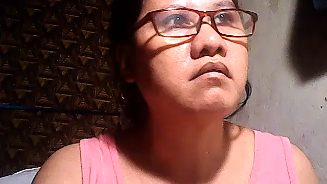 Snapshot of sweetsosie18 chatting on 04.29.26 sweetsosie18 online show from 04.29.26