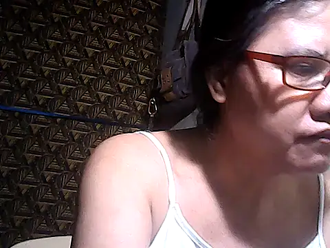 Snapshot of sweetsosie18 chatting on 05.06.26 sweetsosie18 online show from 05.06.26