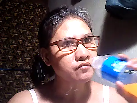 Snapshot of sweetsosie18 chatting on 05.26.26 sweetsosie18 online show from 05.26.26