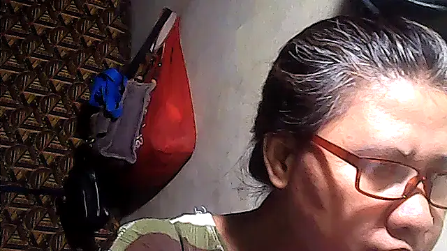 Snapshot of sweetsosie18 chatting on 05.28.26 sweetsosie18 online show from 05.28.26