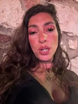 amanilouve online show from 04.12.26