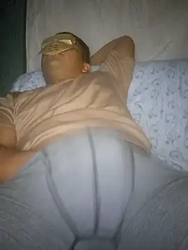 Efrain2090 online show from 09.22.25