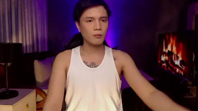 Snapshot of xjakolitox chatting on 12.20.25 xjakolitox online show from 12.20.25
