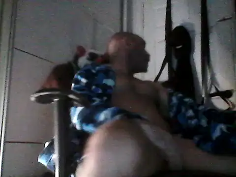 Snapshot of Verynaughtyx chatting on 10.29.25 Verynaughtyx online show from 10.29.25