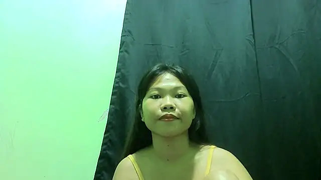Snapshot of wildestsweetie chatting on 06.22.26 wildestsweetie online show from 06.22.26