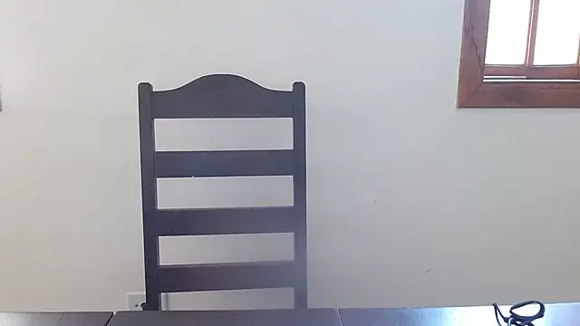 Linda1975 online show from 03.20.25