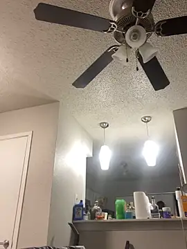 Snapshot of bosstang770 chatting on 11.27.25 bosstang770 online show from 11.27.25